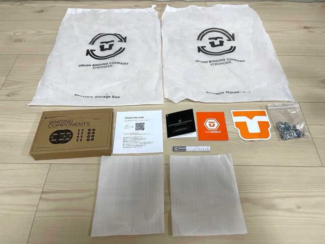 【極美品】 UNION ユニオンバインディング　ストラータMサイズ　ブラック