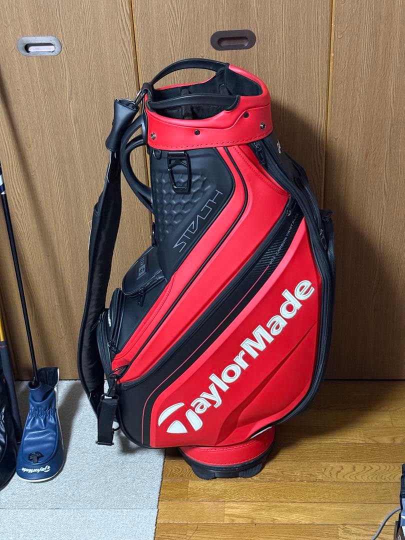 テーラーメイド　ステルス3点式ベルト　キャディバッグ　レインカバー付き
