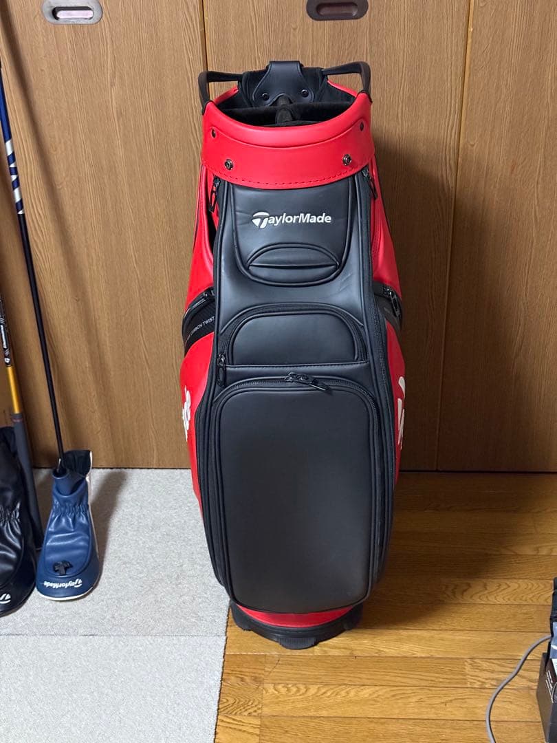 テーラーメイド　ステルス3点式ベルト　キャディバッグ　レインカバー付き