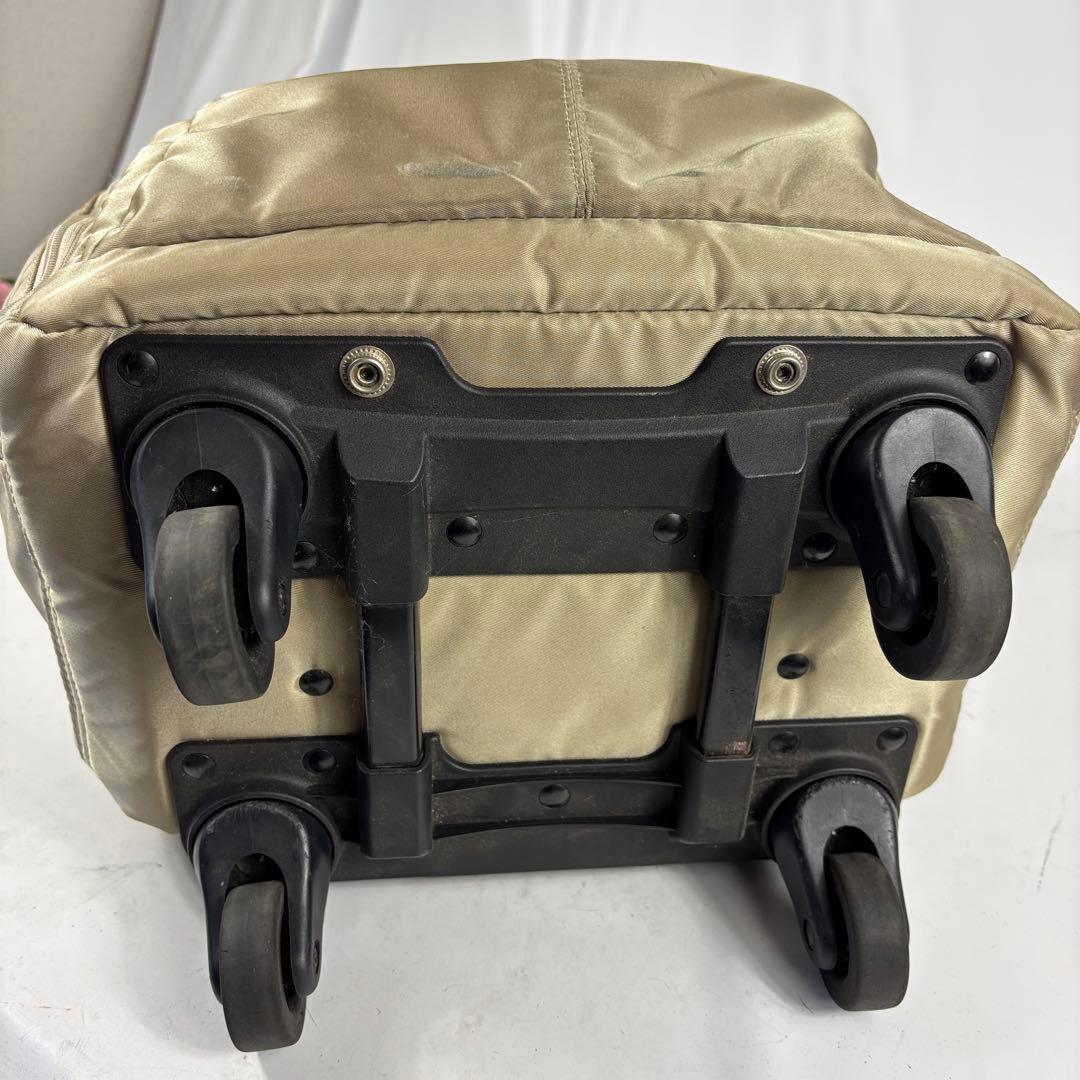 カナナプロジェクト トローリーバッグ キャリー ベージュ ポンポン