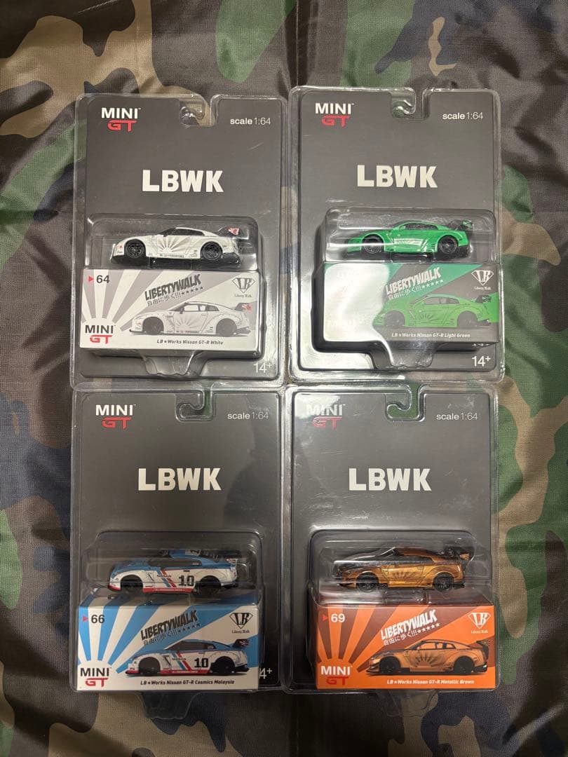 MiNiGT LBWORKS Nissan GT-R 4台セット - メルカリ