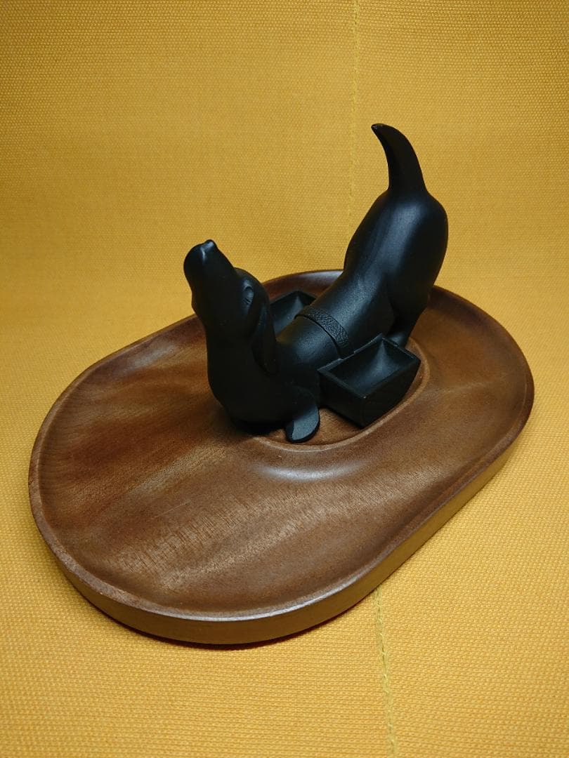 いぬ　犬　金属　オブジェ　置物　インテリア　工芸品　美術品　A3235