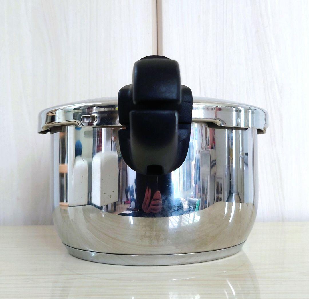 Fissler vitavit　圧力鍋　4.5L