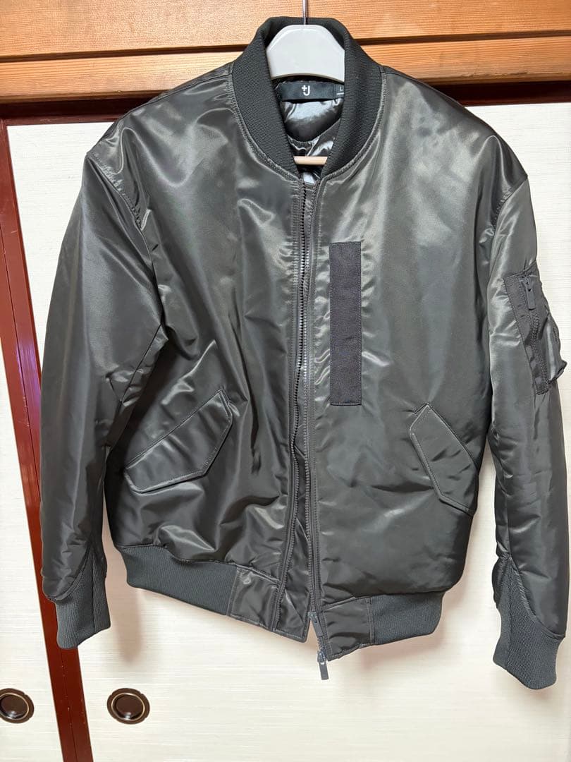 UNIQLO ユニクロ+J 復刻ハイブリッドダウンオーバーサイズMA-1 グレー