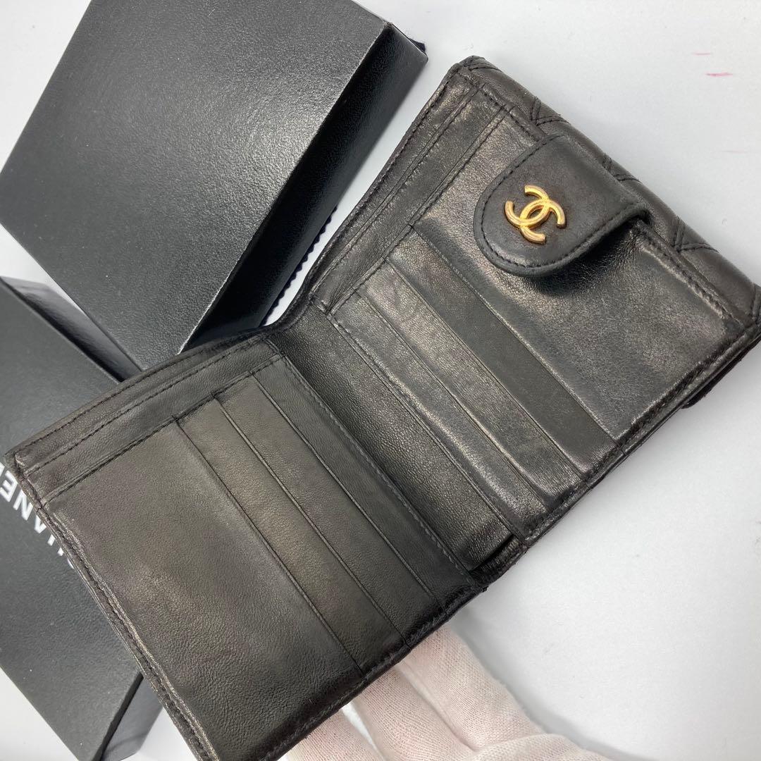 ！美品！　CHANEL シャネル　折り財布　レザー　ココマーク