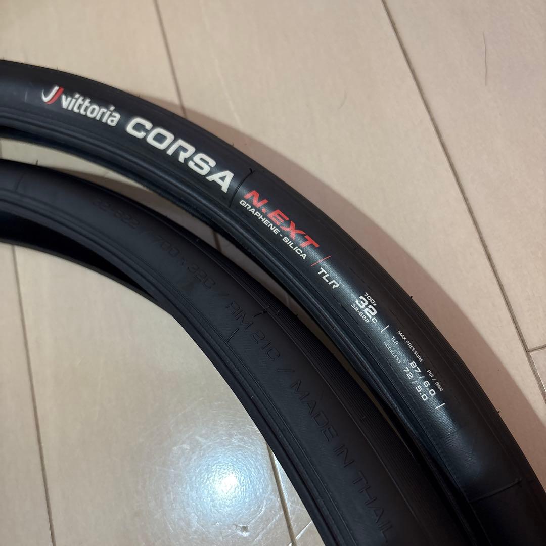 セ*ン様 VITTORIA ヴィットリア コルサ ネクスト TLR 700 32