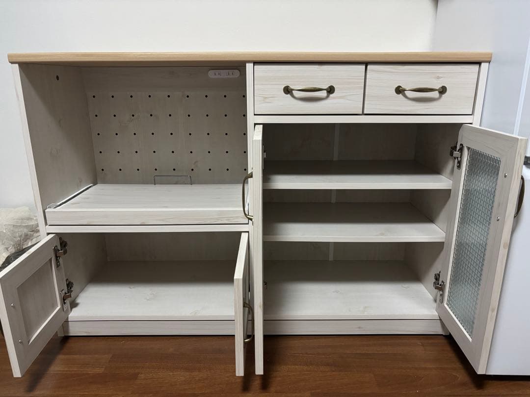 最新家具・インテリア - キッチンカウンター／かわいい食器棚 120cm