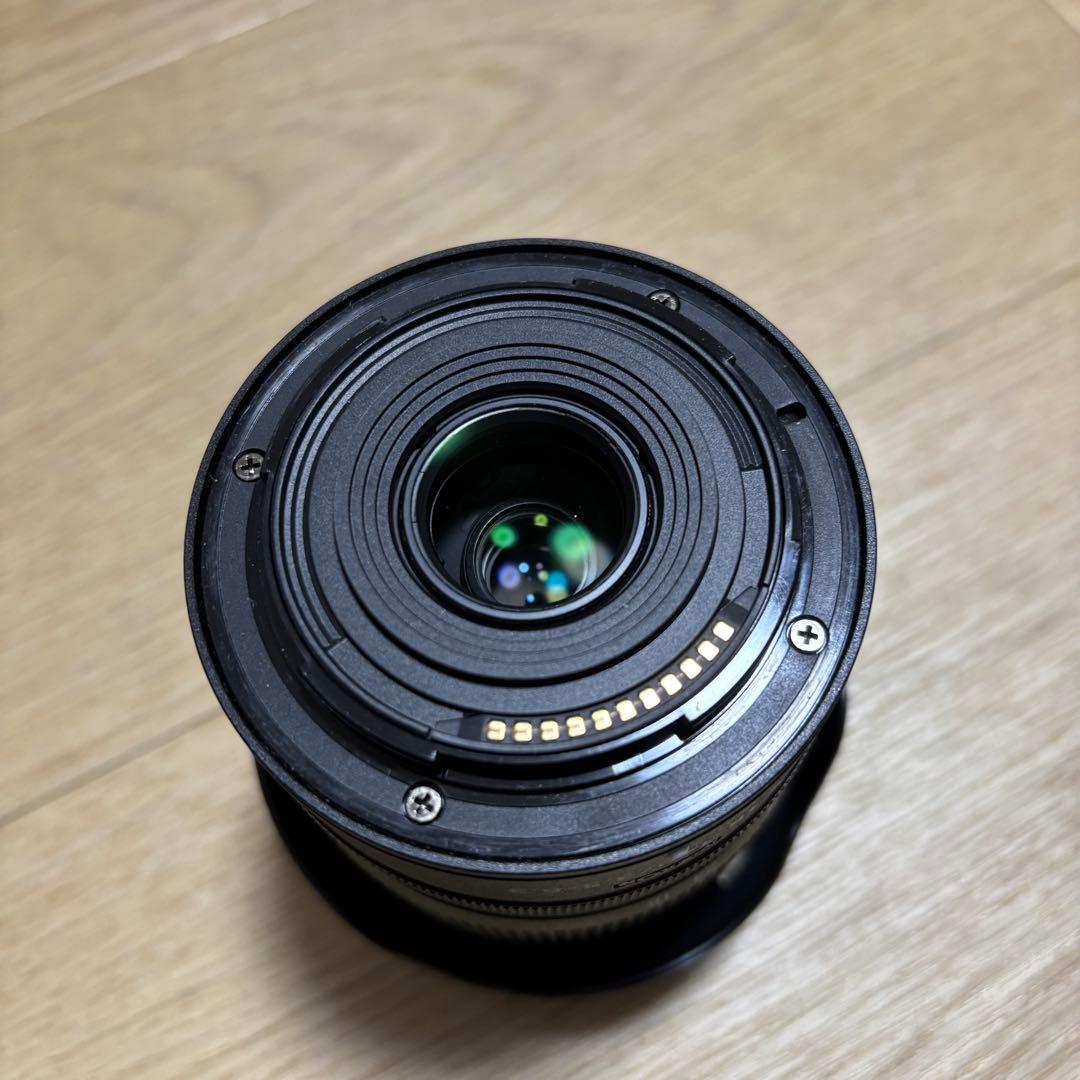 Nikon Z DX 18-140mm f/3.5-6.3 レンズフード付き