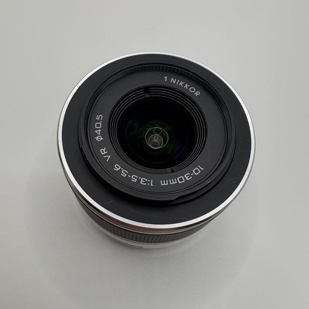 Nikon 1 J1 レンズキット 10-30mm 3.5-5.6 ホワイト