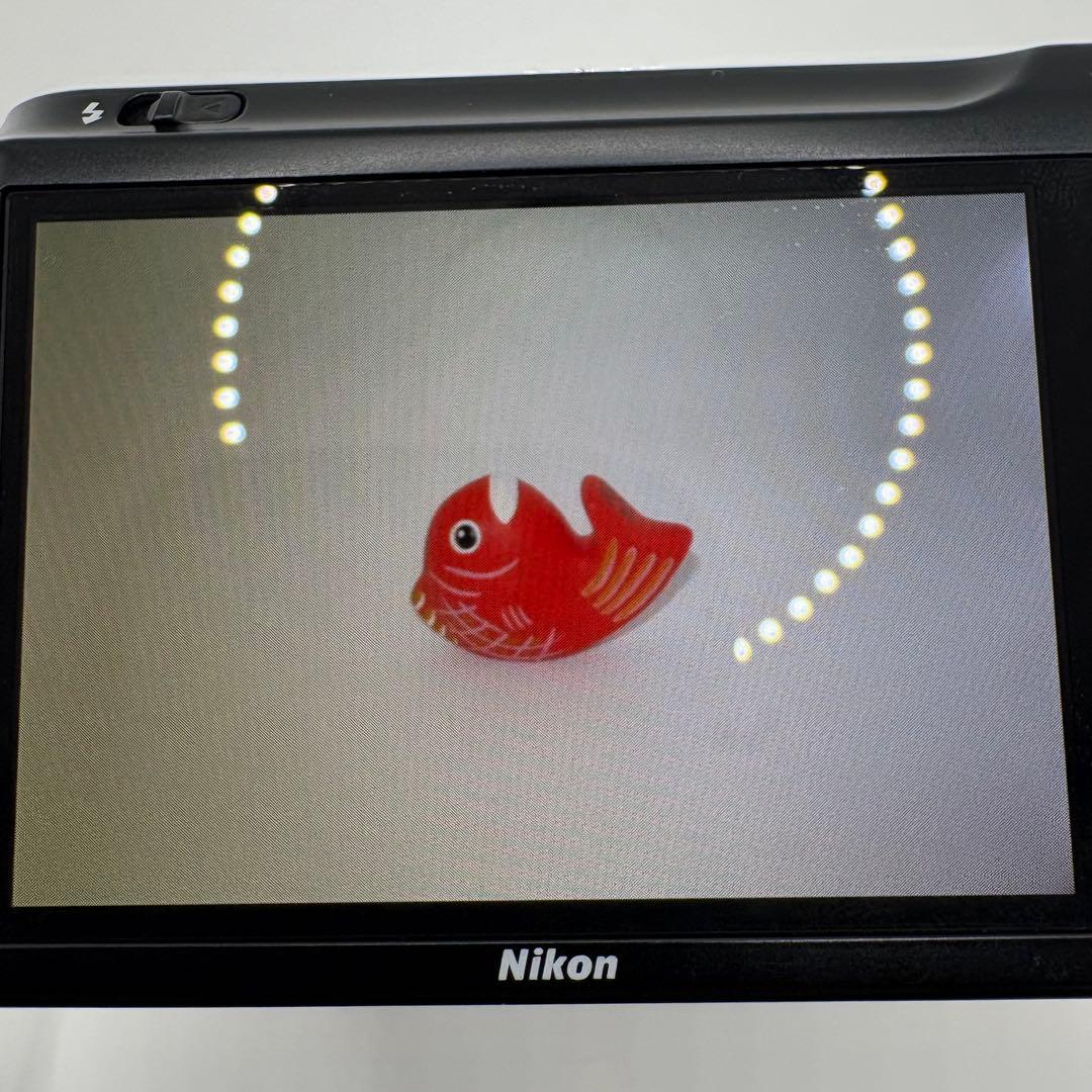 Nikon 1 J1 レンズキット 10-30mm 3.5-5.6 ホワイト