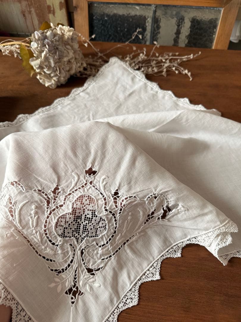 SALE！フランスアンティーク花柄刺繍とレースの素敵なハンカチクロスஐ9枚セット