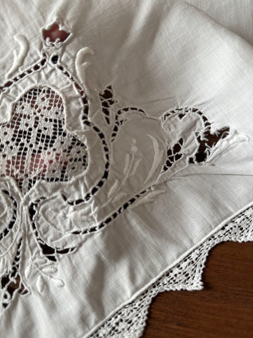 SALE！フランスアンティーク花柄刺繍とレースの素敵なハンカチクロスஐ9枚セット