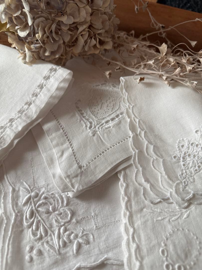 SALE！フランスアンティーク花柄刺繍とレースの素敵なハンカチクロスஐ9枚セット