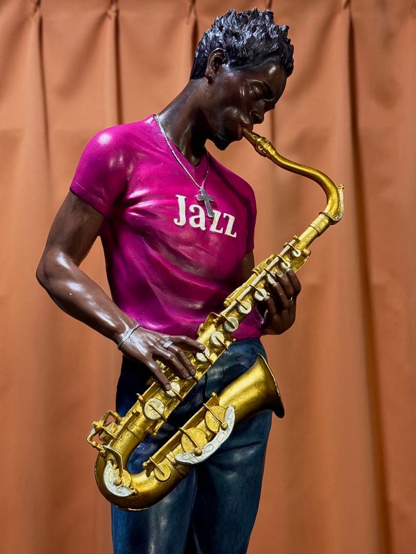 jazz サックスを奏でるフィギュア 【ビッグサイズ63cm】