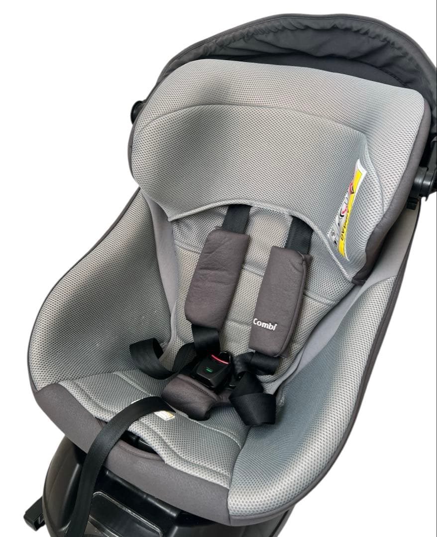 Combi ISOFIX チャイルドシート エッグショック 新生児