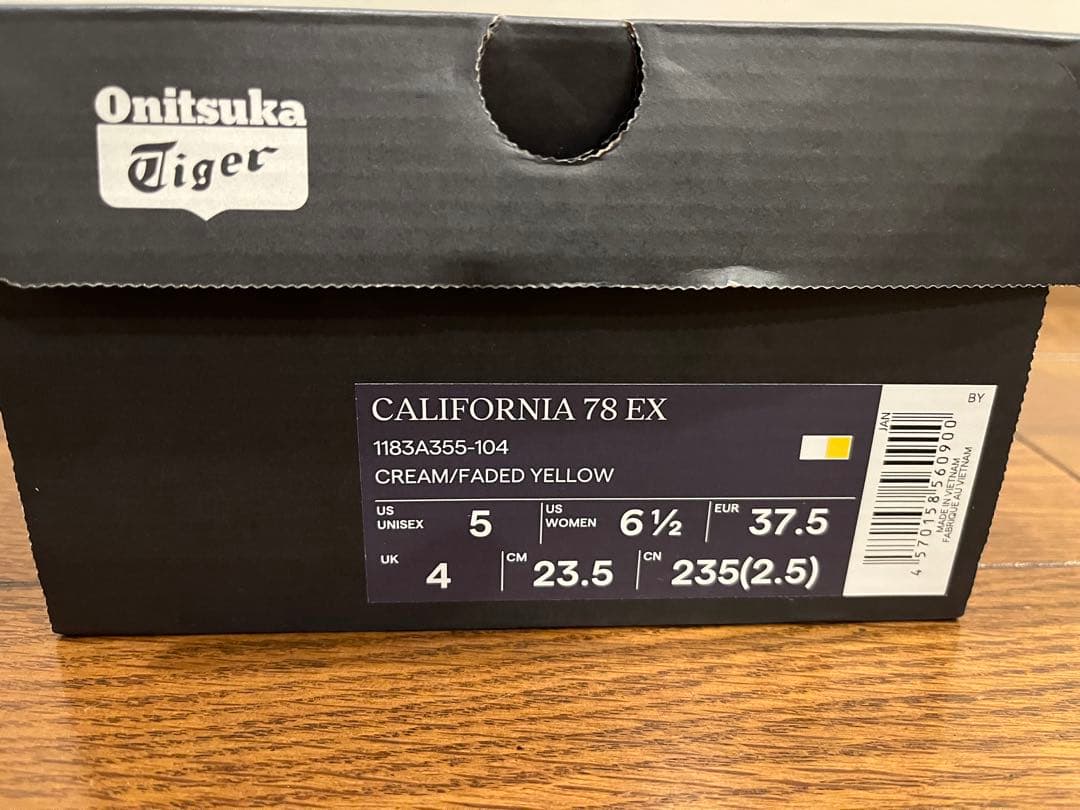 未使用品　オニツカタイガーCALIFORNIA 78 23.5