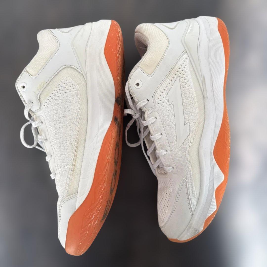 ECOZARU バスケットボールシューズ ホワイト