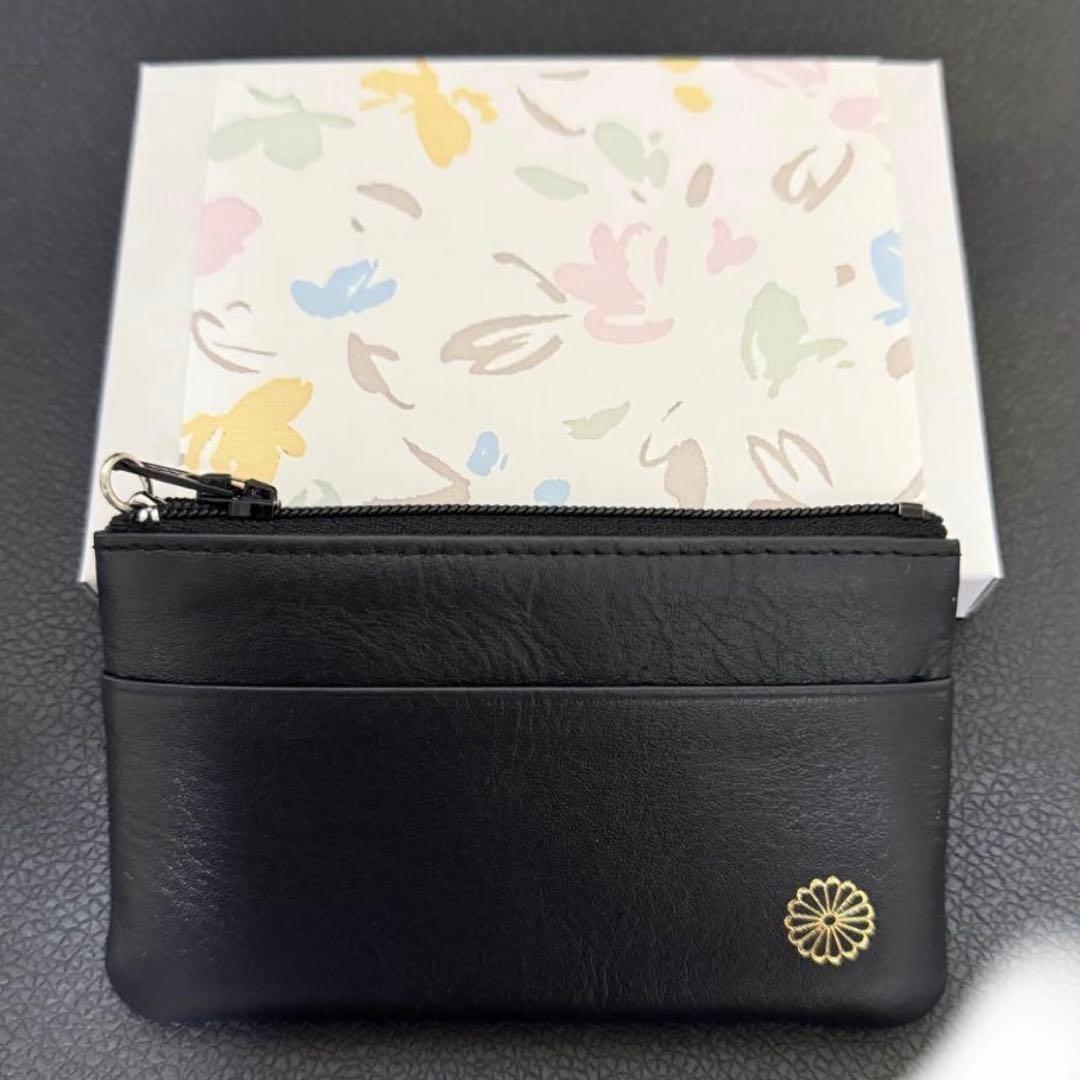 皇居限定 菊の御紋入り小銭入れ 黒 - メルカリ