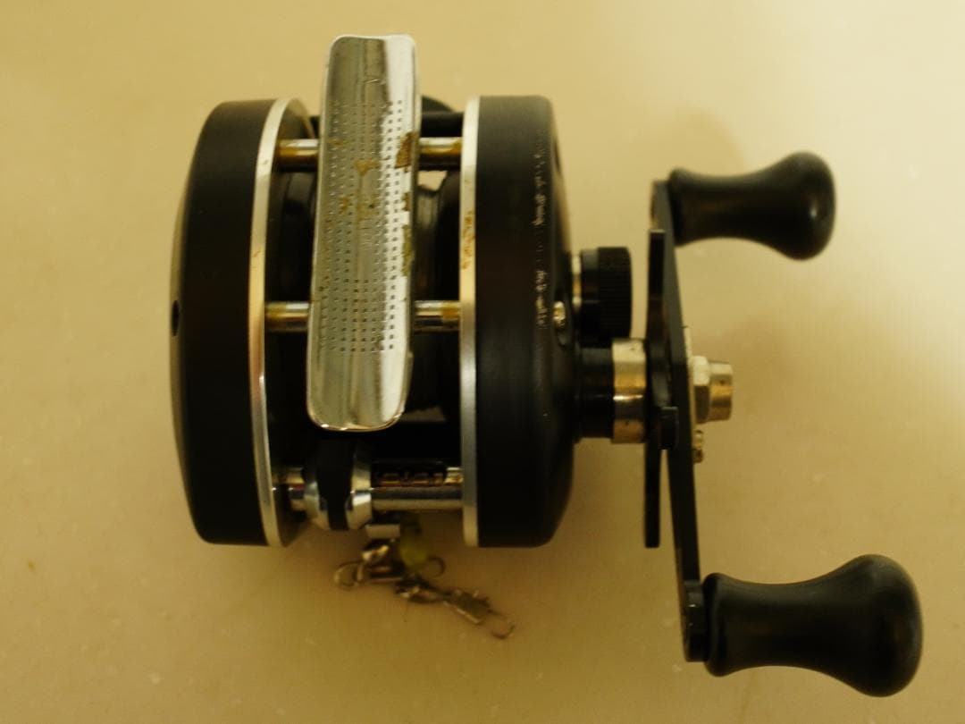 ABU　SWEDEN　アンバサダーMAGU　1　FLIPPING竿セット