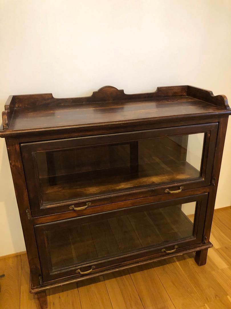 アンティーク　木製棚　キャビネット　ガラス棚　飾り棚