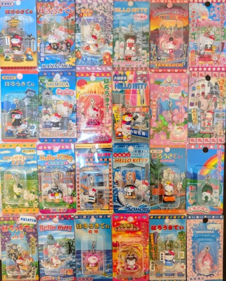 ☆*☆様 ハローキティ　ご当地キティ　ストラップ　200個おまとめ（ロリータ他）