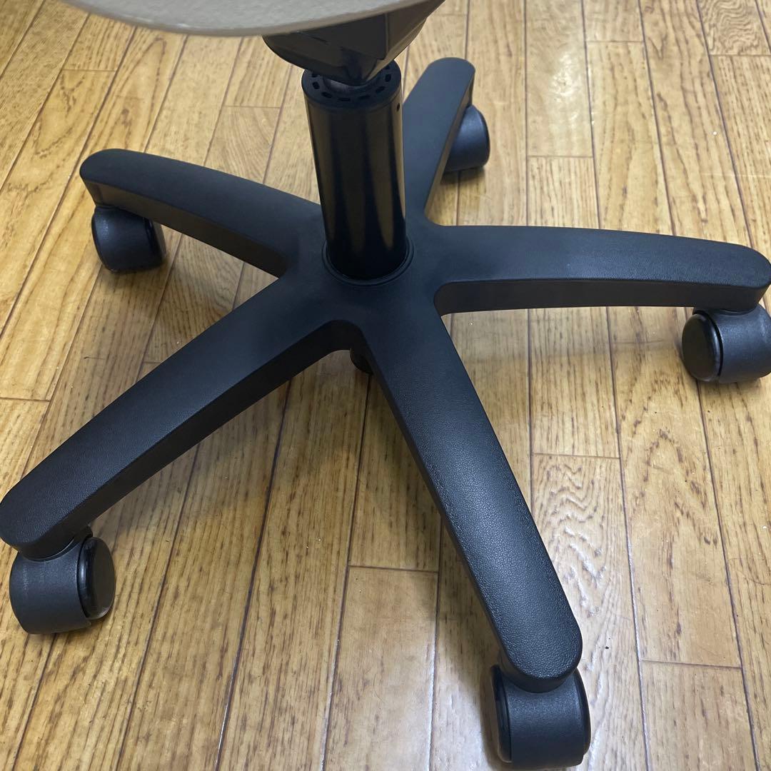 アーユルチェア　オクトパス　ベージュ　姿勢サポート　ayur chair