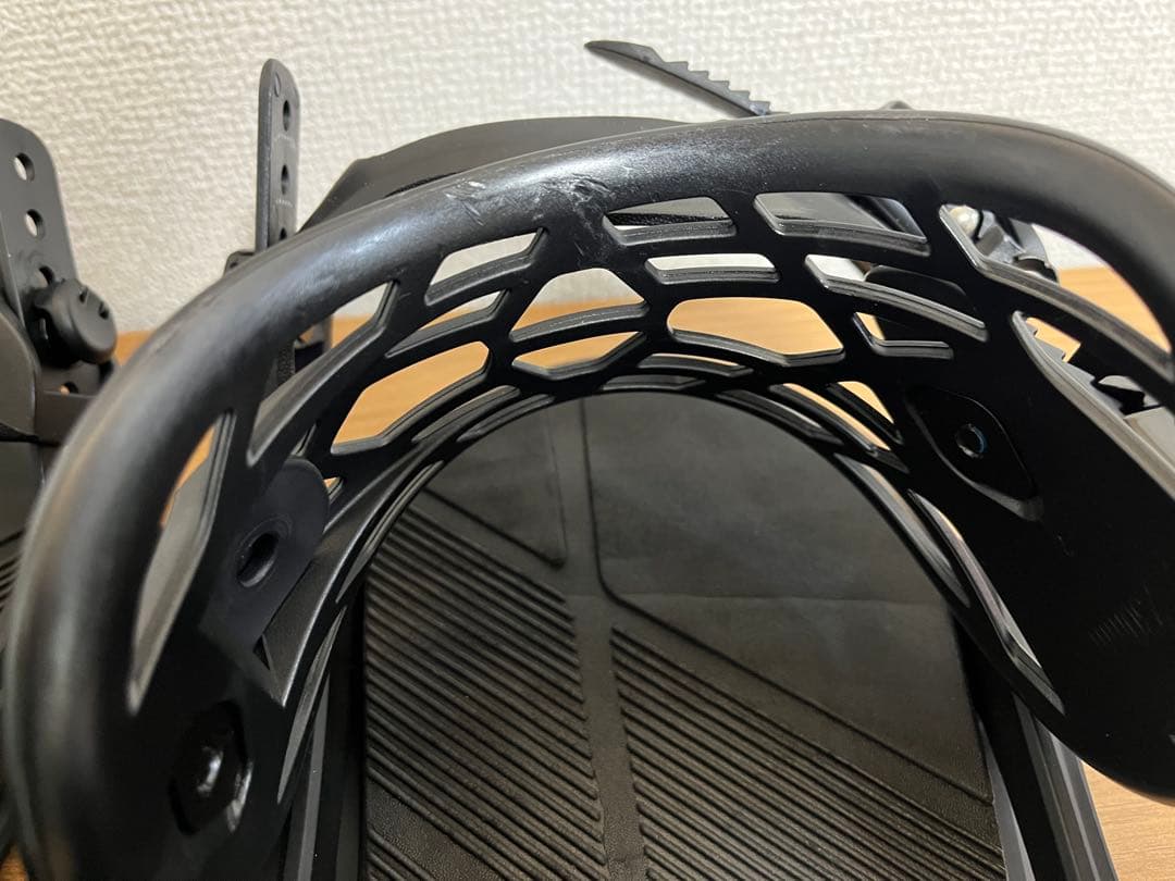 BURTON スノーボード ビンディング Mission ブラック