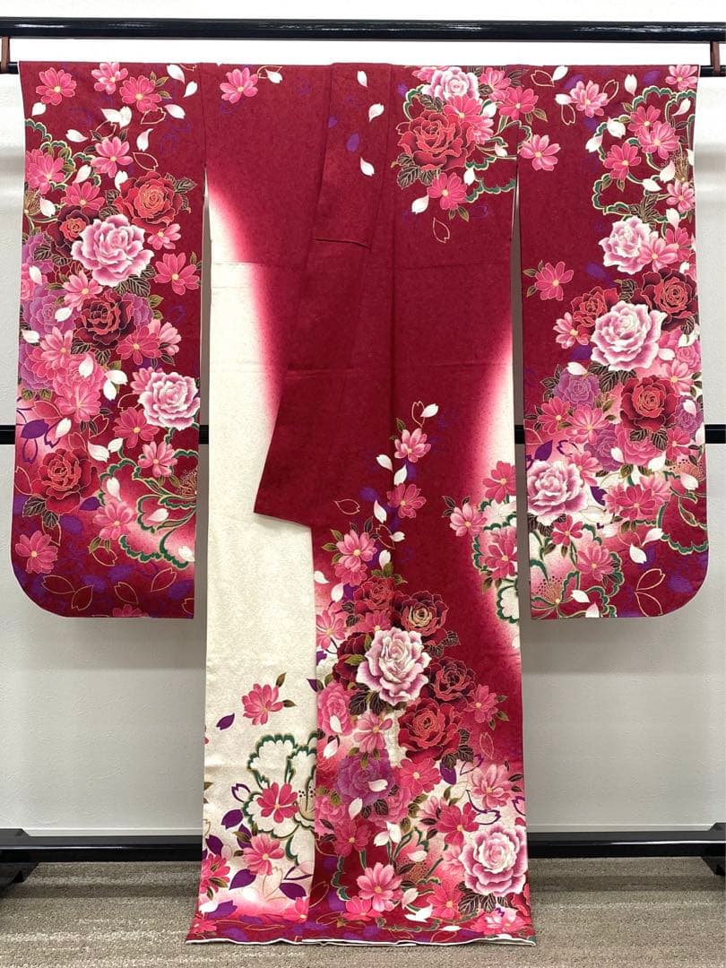 振袖 豪華 銀通し 刺繍 金彩 紋意匠 薔薇 洋花 身丈170cm 撥水加工済