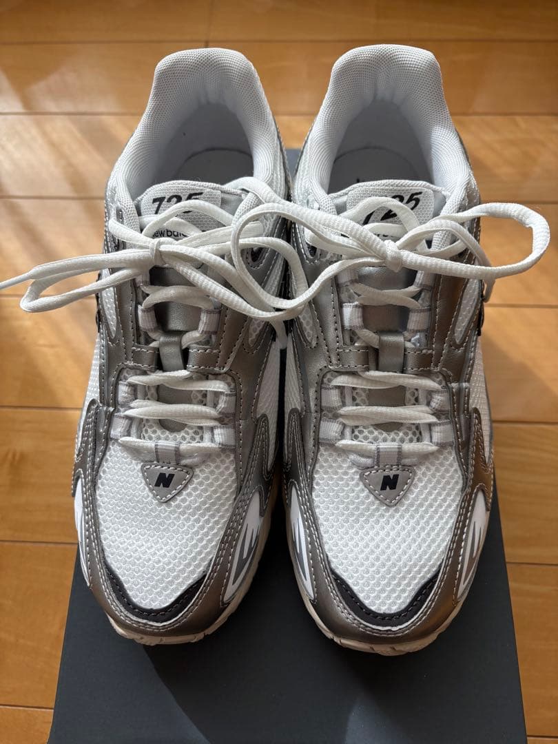 ＜New Balance＞ML725/スニーカー