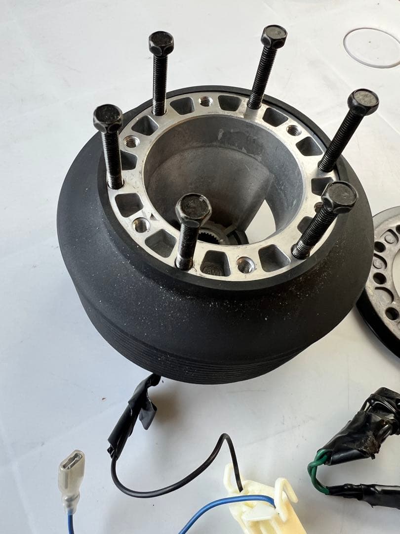 ナルディ？3スポーク ステアリング 本体 ボス付き