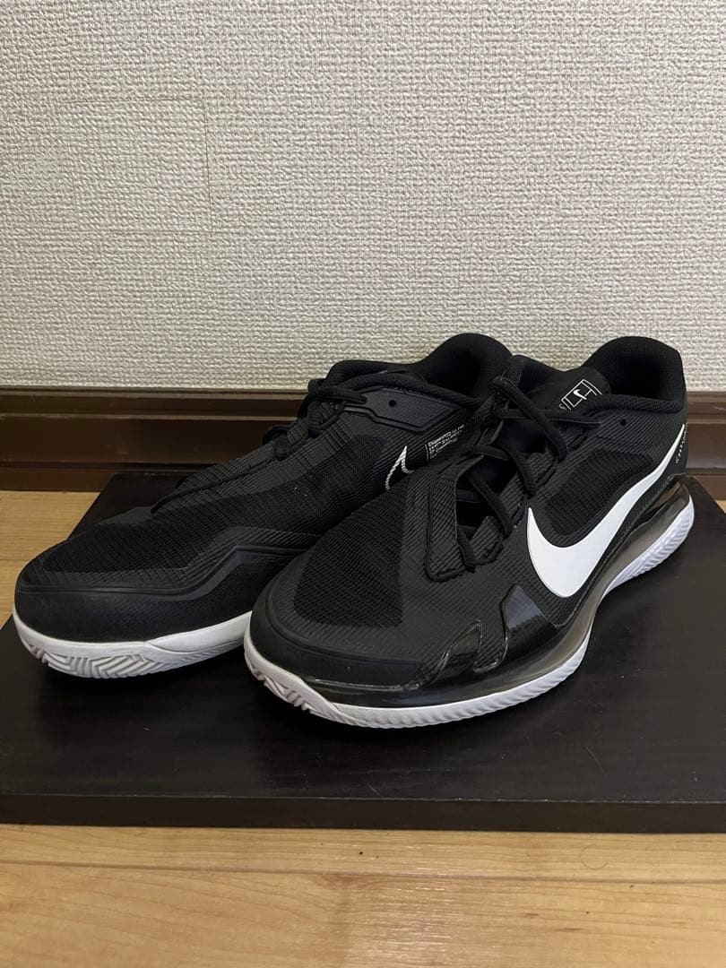 美品　Nike Vapor Pro テニスシューズ ブラック/ホワイト　28cm
