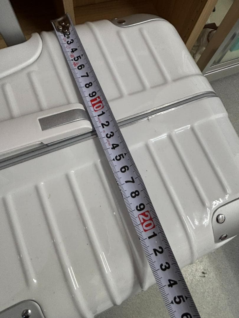 美品 リモワ RIMOWA 現行 ハイブリット　キャリーケース　大容量