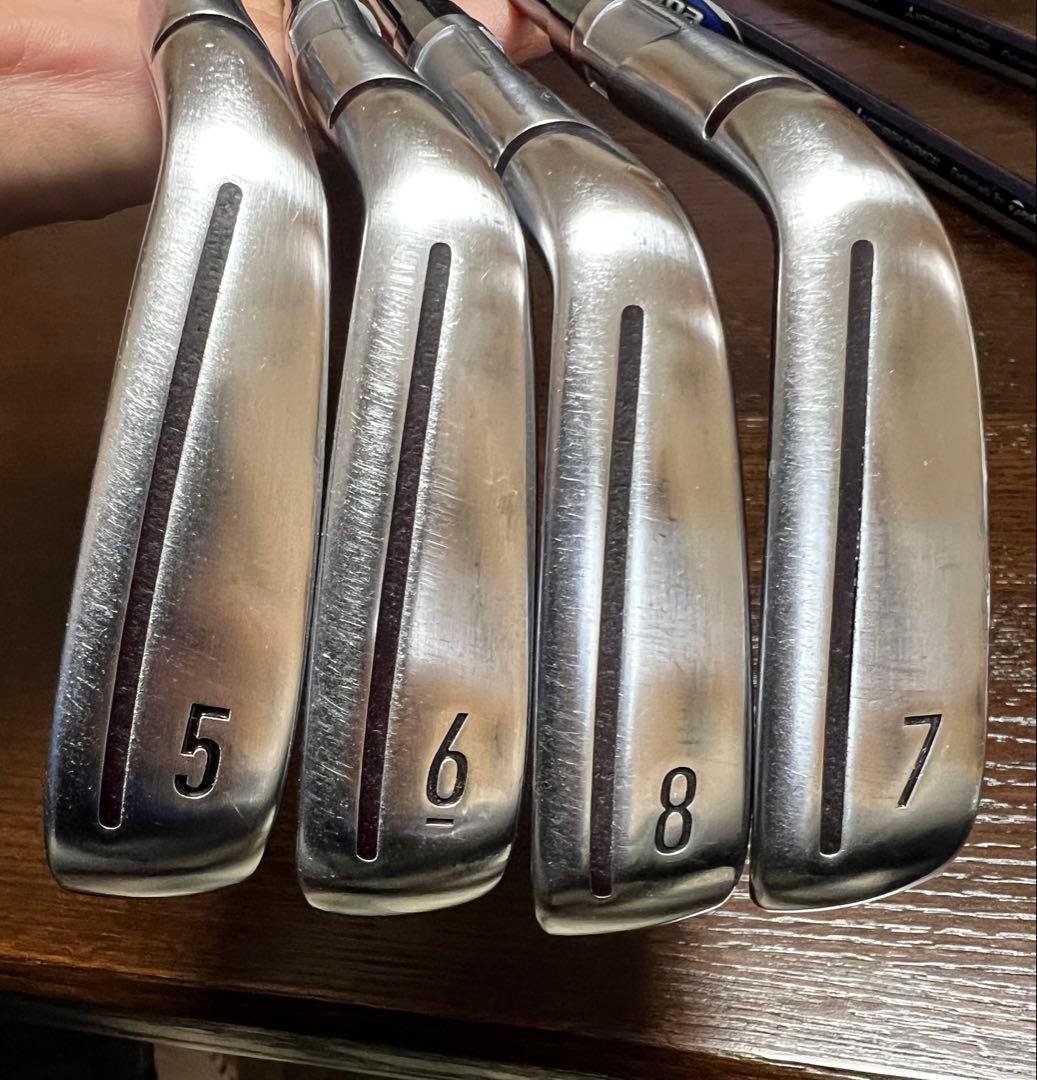 テーラーメイド　QIアイアン　（5-AW）