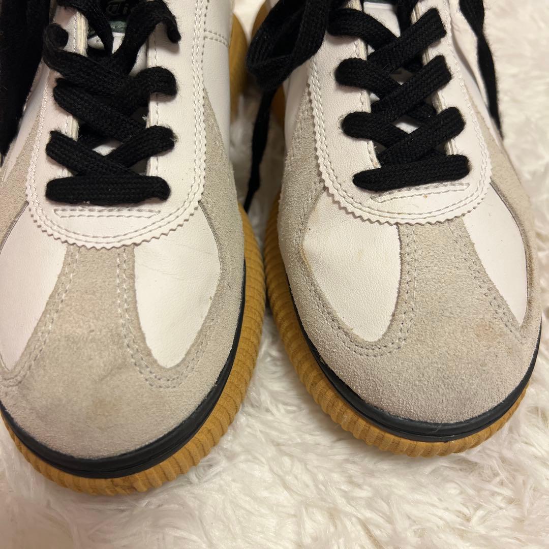 〈美品〉Onitsuka Tiger オニツカ タイガー【24.0】デレシティ