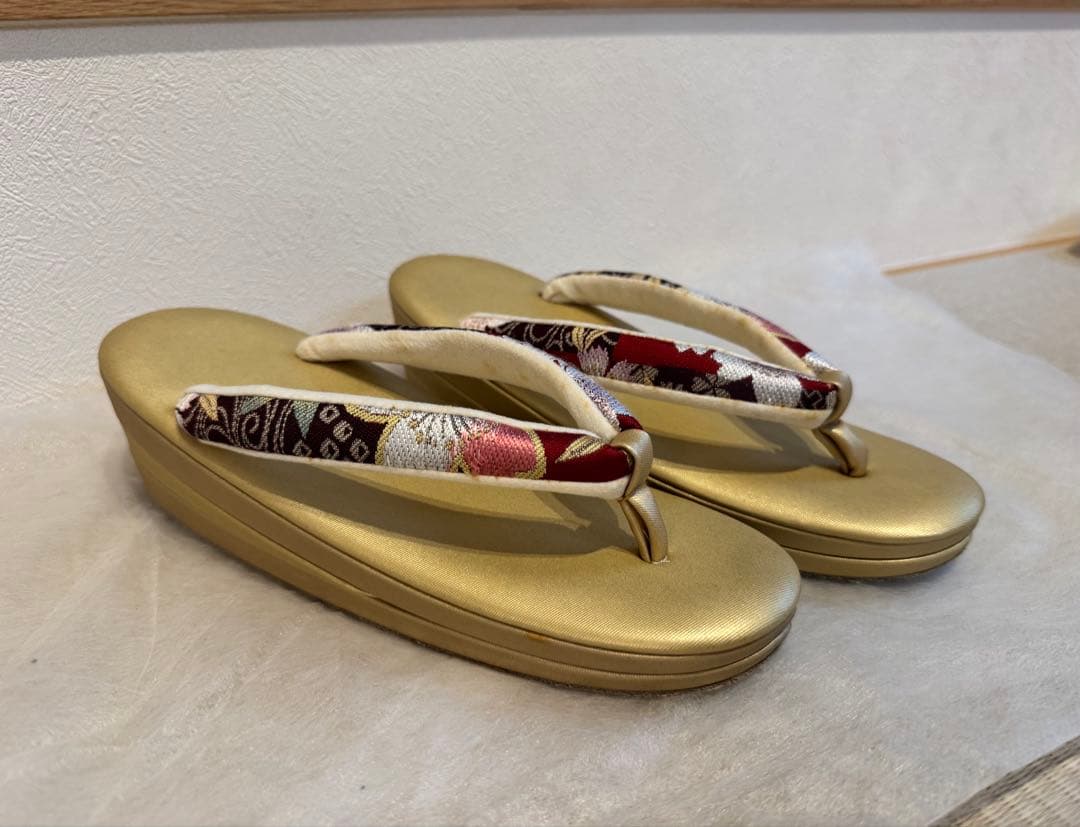 【みろく】【ほぼ新品】和装　バッグ　ハンドバッグ　和服 成人式　草履