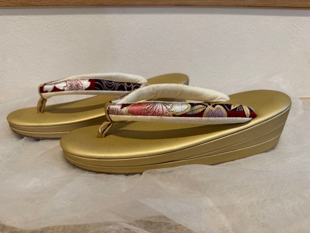 【みろく】【ほぼ新品】和装　バッグ　ハンドバッグ　和服 成人式　草履