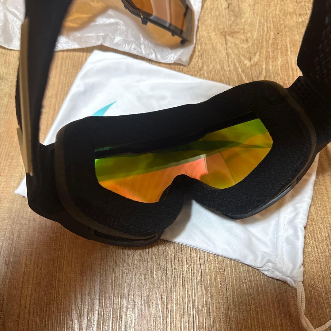 美品 Nike SB スノーゴーグル レンズ2枚付き ブラック/白ロゴ - メルカリ