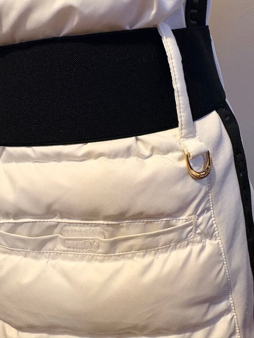 ジュン アンド ロペ ホワイトダウンベスト ウエストベルト付き