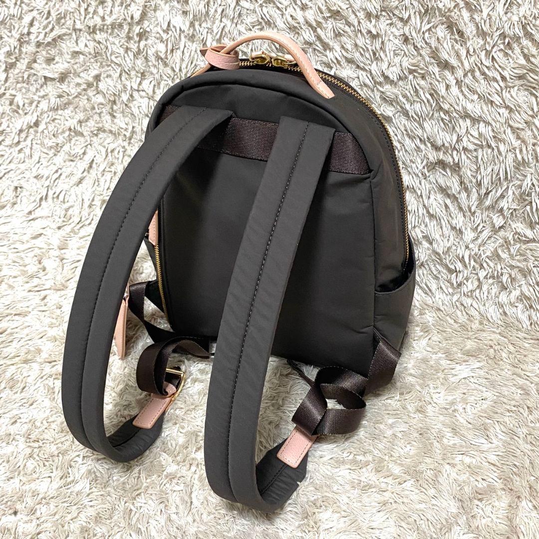 未使用級♡アニエスベー リュック ピンク＆ブラウン ミニポーチ付 ロゴチャーム