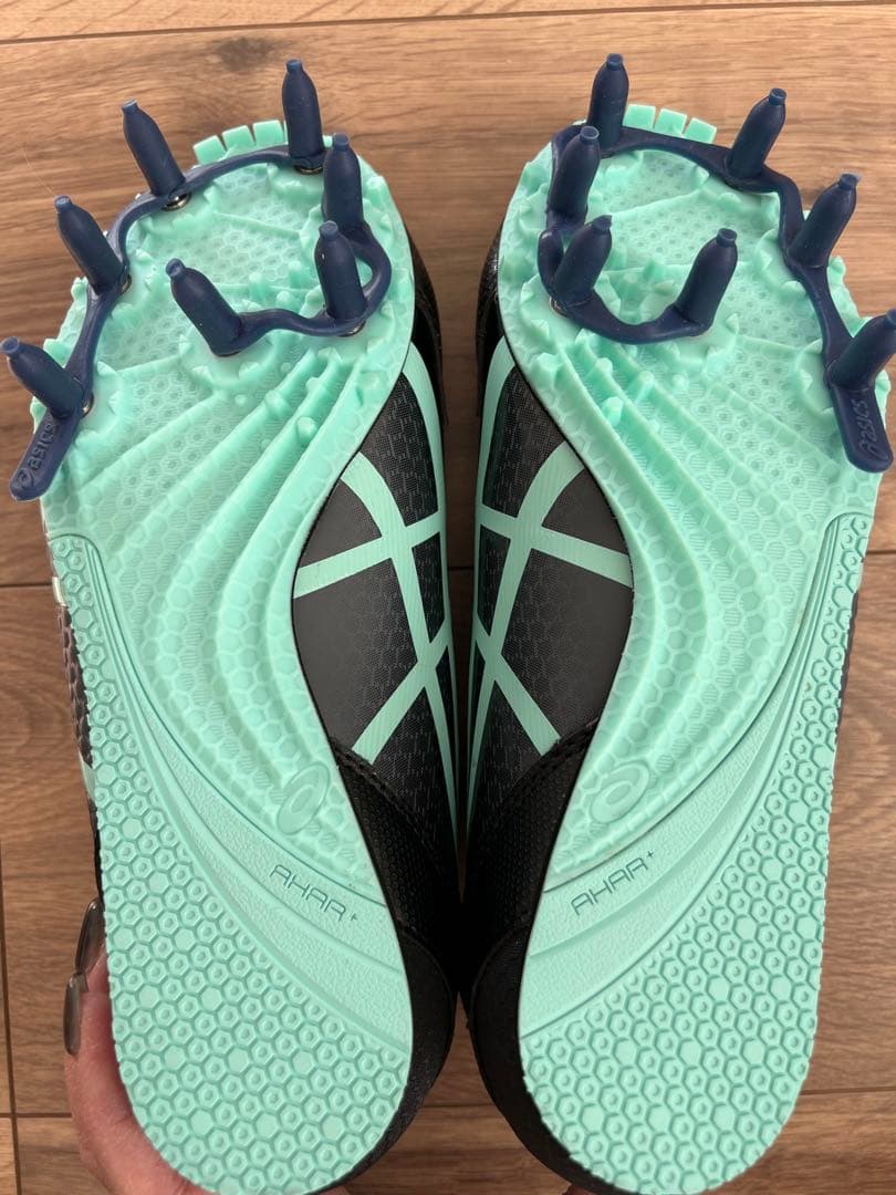 アシックス　陸上競技用　スパイクシューズ