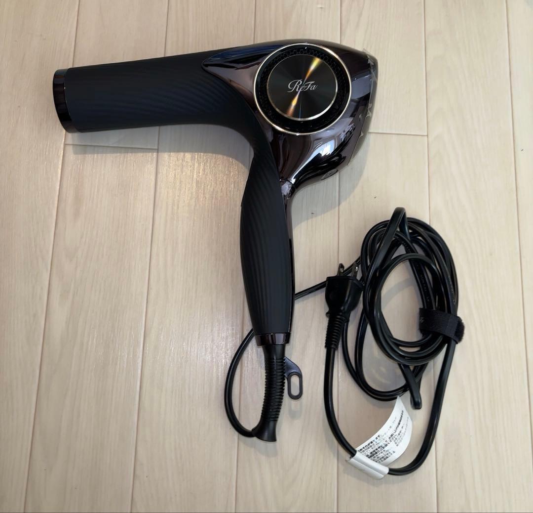 【美品】リファ ドライヤー
