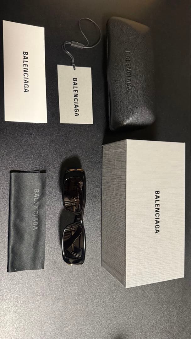 G-DRAGON着用 BALENCIAGA サングラス BB0096S