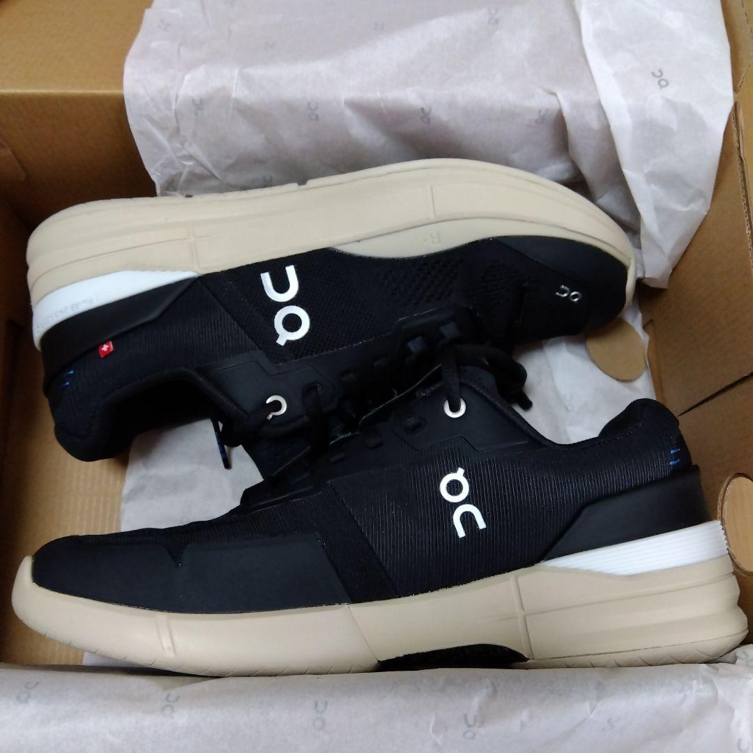 On THE ROGER Pro　27センチ新品