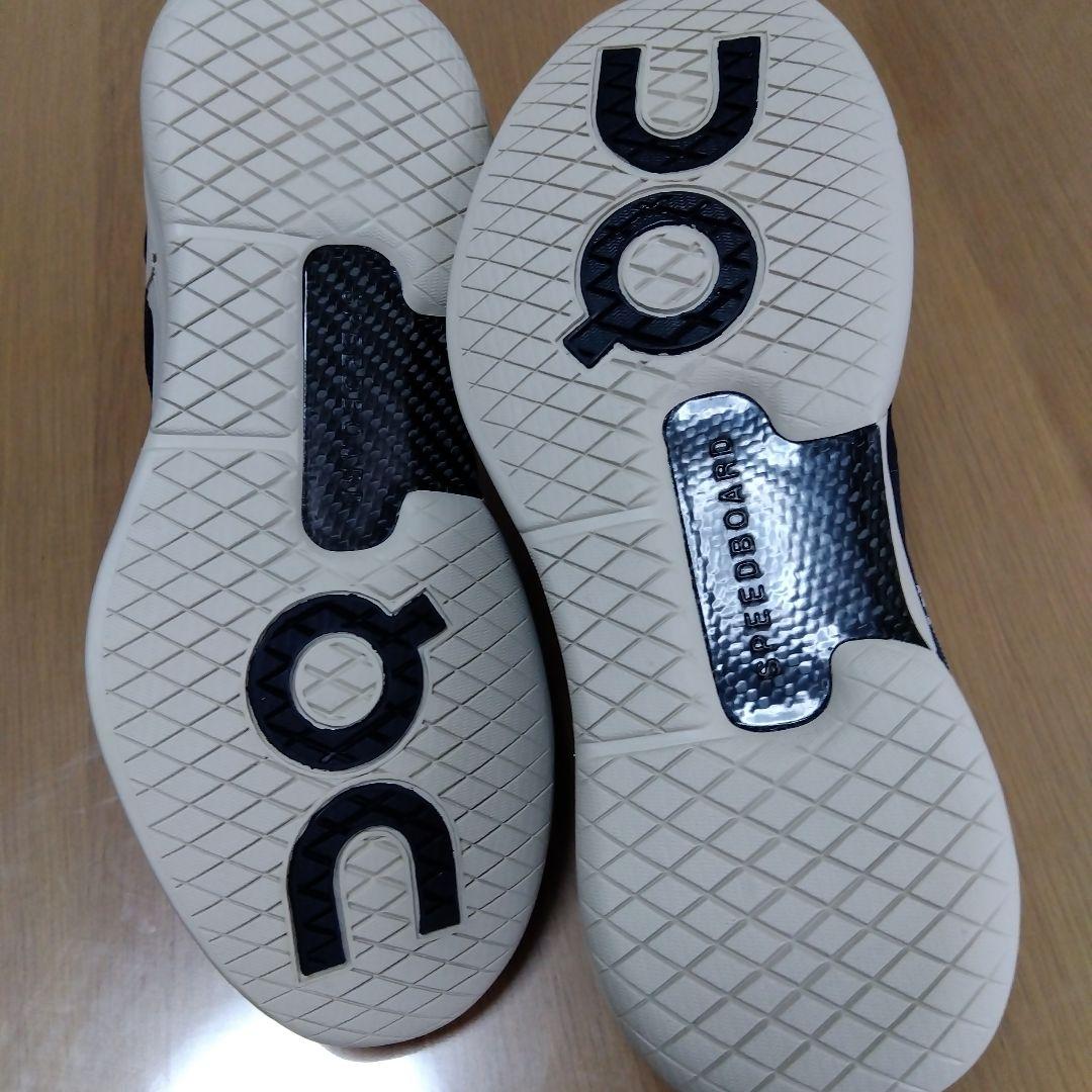 On THE ROGER Pro　27センチ新品