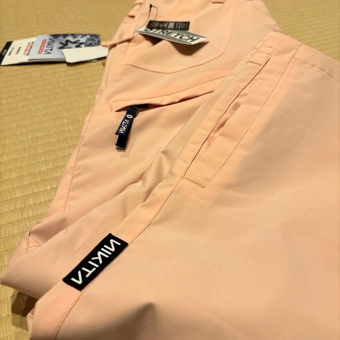 【新品未使用】NIKITA ニキータ　スノーボードパンツ　ボードウェア　スキー