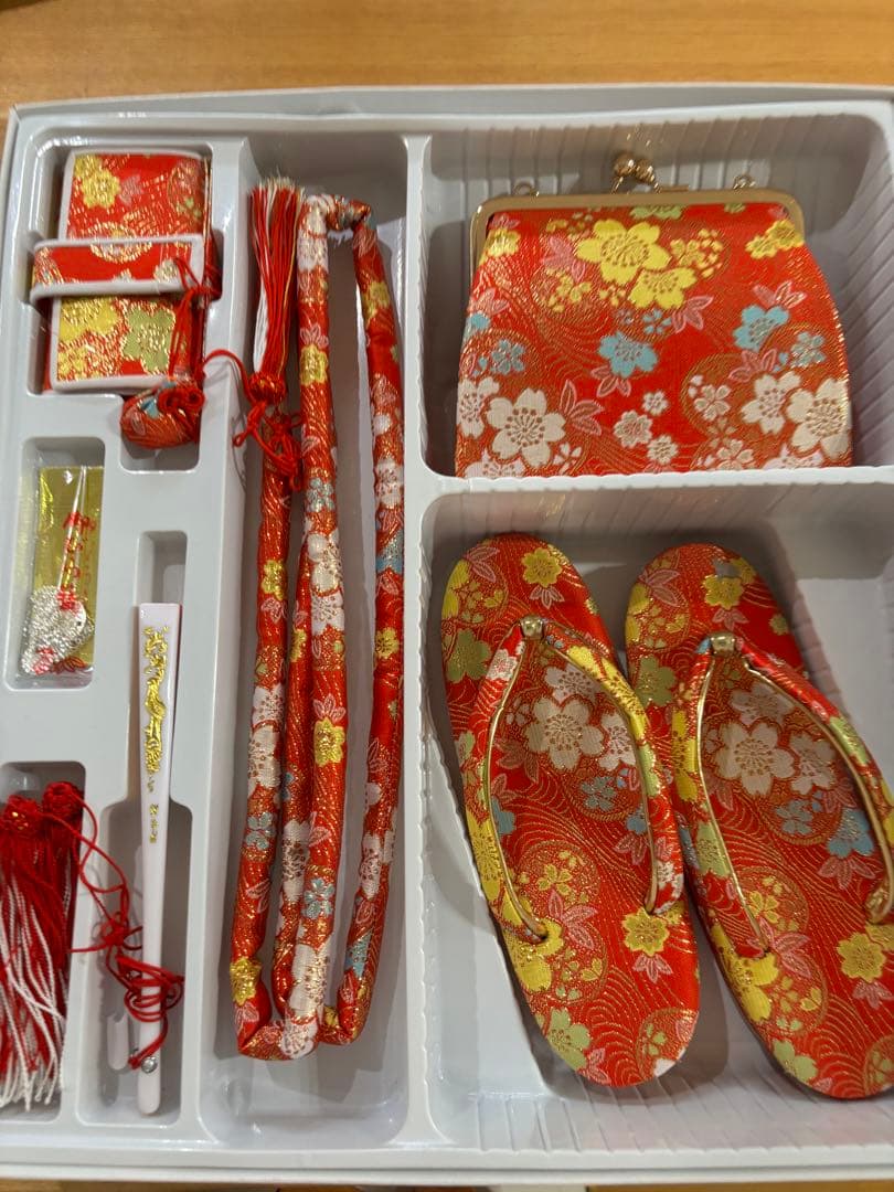 七五三　フルセット　7歳　着物　帯　小物セット　草履　バック 長襦袢付き