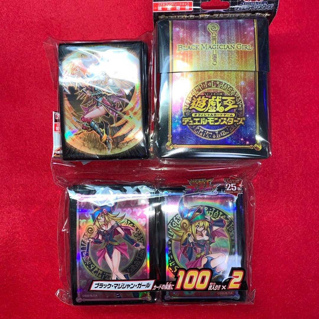 遊戯王ブラック・マジシャン・ガール スリーブ4個セット+デッキケース
