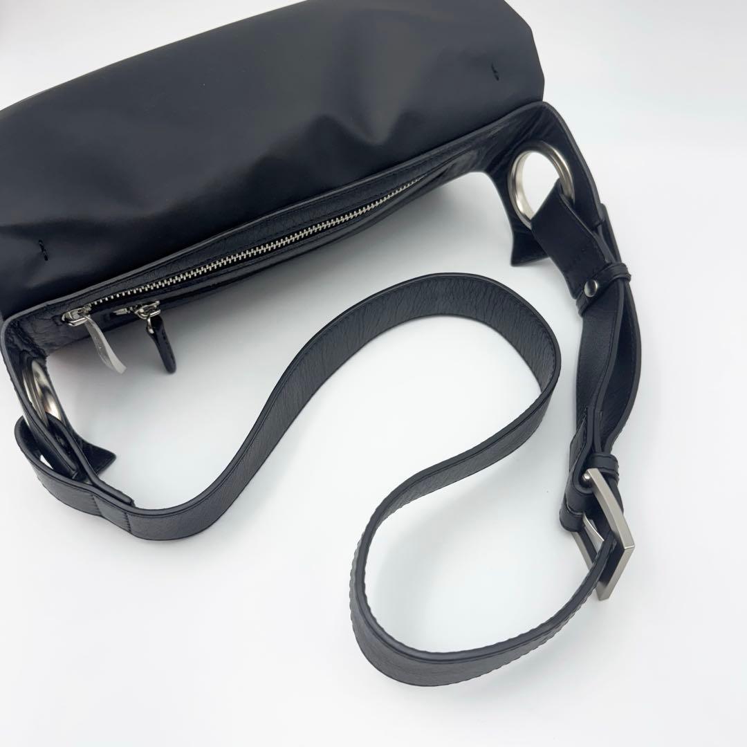 カワカワhatomeボディバッグ Rubber-cho ラバー 防水 本革