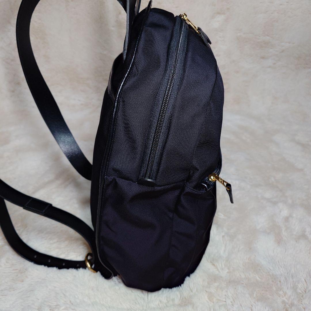 IL BISONTE/イルビゾンテ ナイロン レザー リュック ブラック 完売品