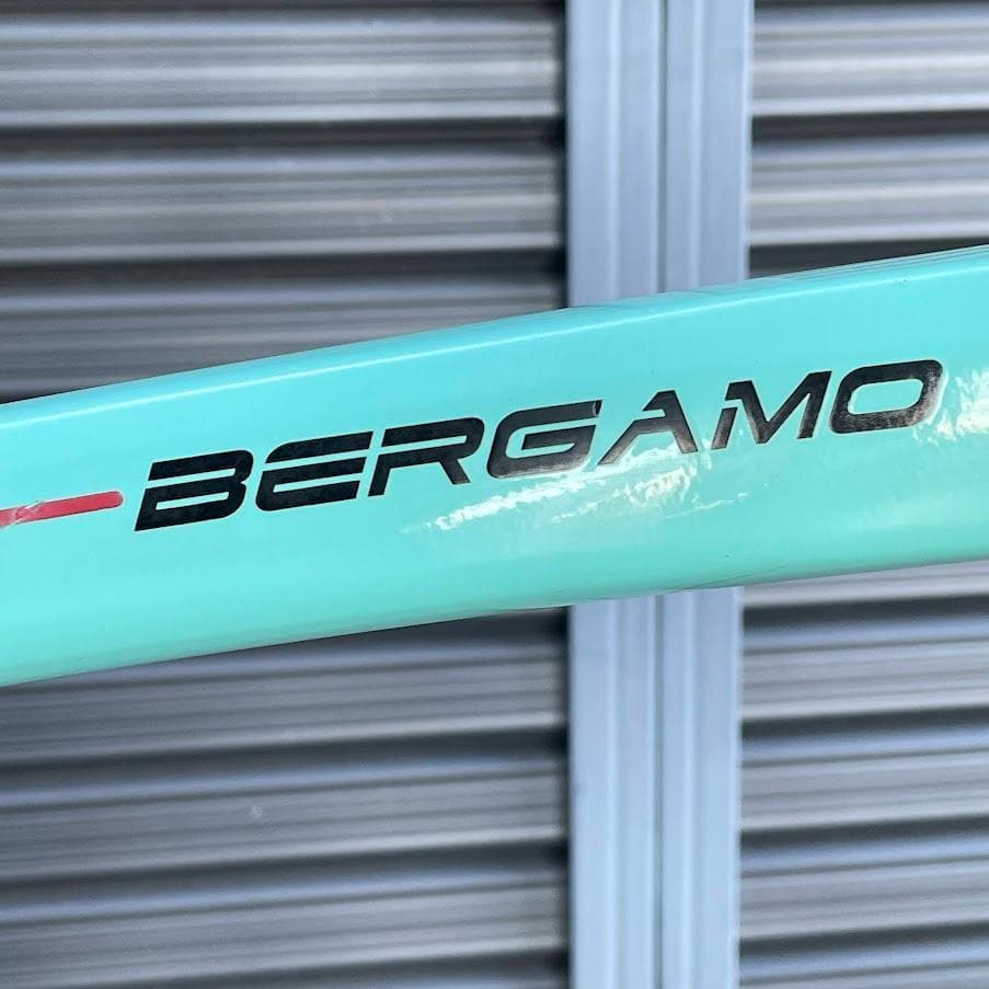 ●ビアンキ ベルガモ● 軽量アルミフレーム ロードバイク 53サイズ 新品サドル